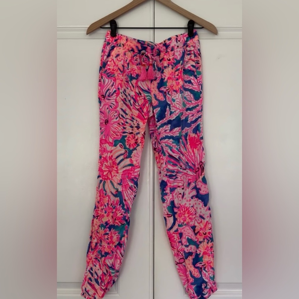 Lilly Pulitzer Vibrant Pink and Blue Jogger Pants